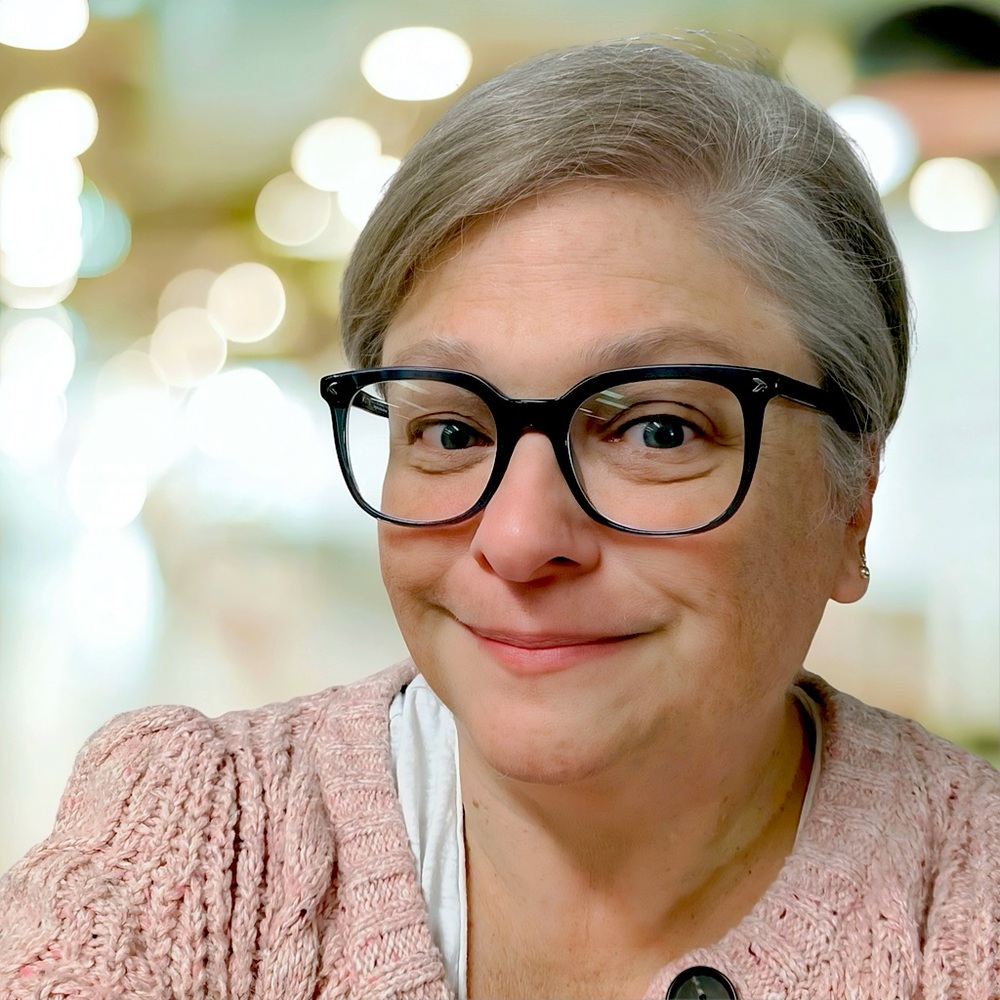 Meet your Posher, Sara